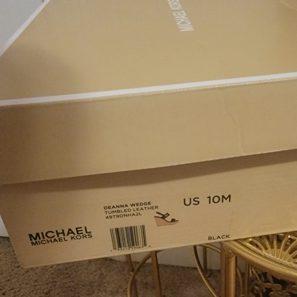 Michael Kors - Picture 4 of 6